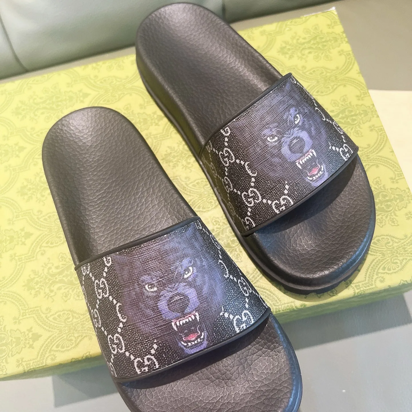 Men's Men's Shoes 130🐮🐮Gucci Gucci Slippers Gucci 2024 latest beach sandals slippers Original molding double G LOGO Original molding consistent Outsole: Men's Men's Shoes u double-layer outsole Size: 35-46